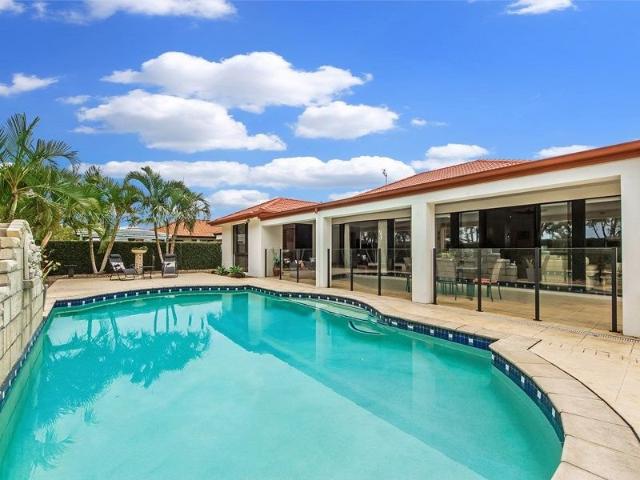 Helensvale's Exclusive Gated Estate | 4 Bedroom Family Home | Price Dropped