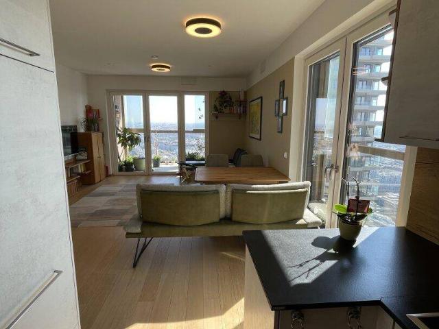 Helio Tower 3 Zimmer 31.Etage Balkon mit sensationellem Blick über Wien!