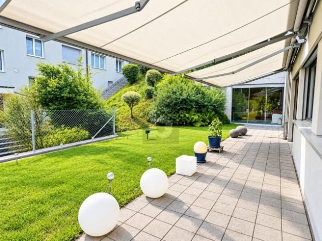 HELL, MODERN & STILLVOLL MIT TERRASSE UND GARTEN