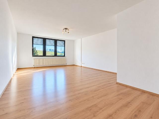 HELL & GEMÜTLICH WOHNEN – 2 ZIMMER WOHNUNG MIT OFFENER WOHN ESSKÜCHE