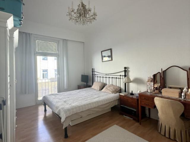 Hell, gemütlich & gut vermietet – gepflegte 2 zimmer wohnung mit balkon in simmering zu kaufen!