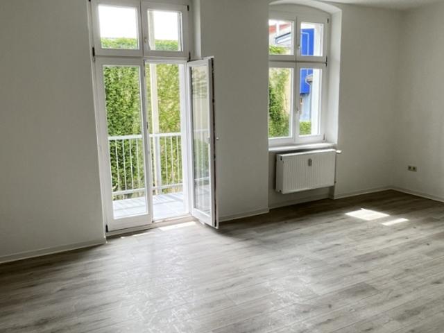 Hell. Großzügig. Zentral. – 3 Zimmer mit Balkon