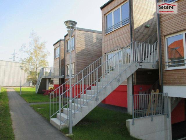 Hell & Lichtdurchflutete 3 Zimmer Wohnung mit PKW Abstellplatz