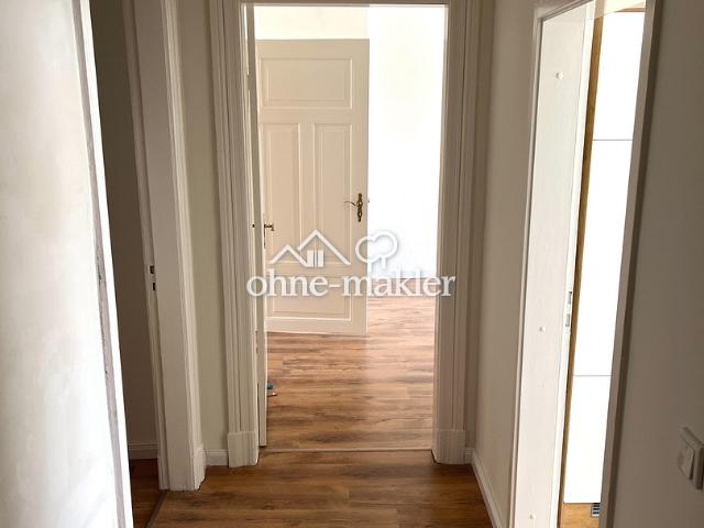 Hell, sehr zentral und mit Einbauküche: freundliche 3 Zimmer Wohnung in Flensburg