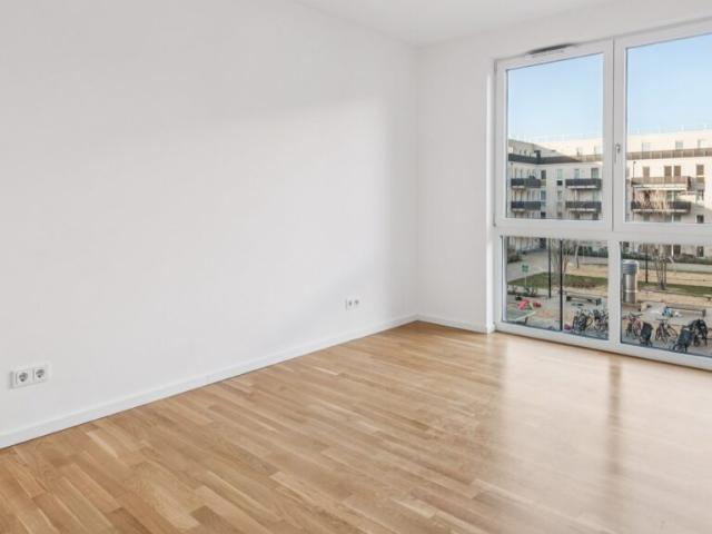 Hell und modern: Ihre neue 4 Zimmer Wohnung wartet!