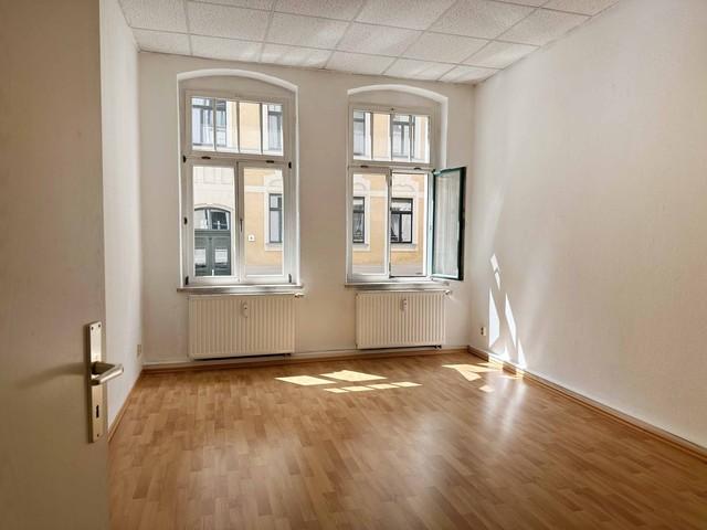 Hell und praktisch. 2 Raum Wohnung in der südlichen Innenstadt