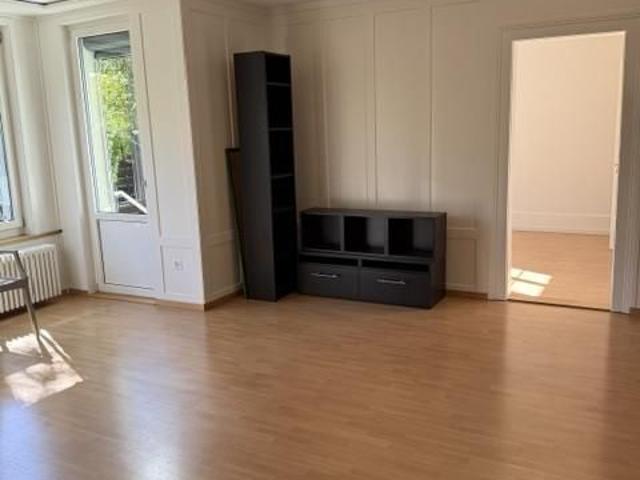 Helle 4 Zi Wohnung mit eigenem Garten nahe Bahnhof Burgdorf