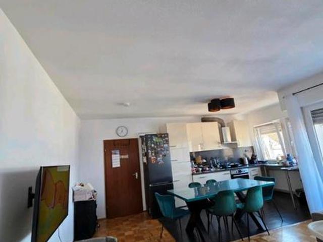 Helle 4 Zim.Wohn.Alt SB.Balkon,Keller,Garage,Nähe HTW,HBF,Schloss