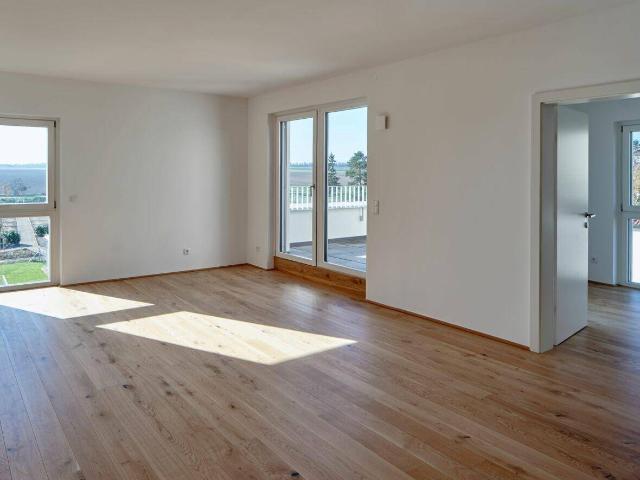 helle 4 Zimmer Wohnung mit Terrasse_Top 22_Kleegarten PROVISIONSFREI!