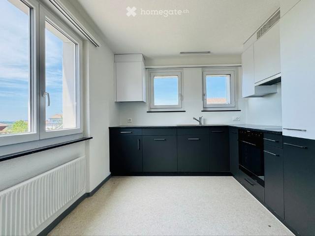 Helle 4 Zimmer Wohnung mit Terrasse und Garten in Bettwiesen