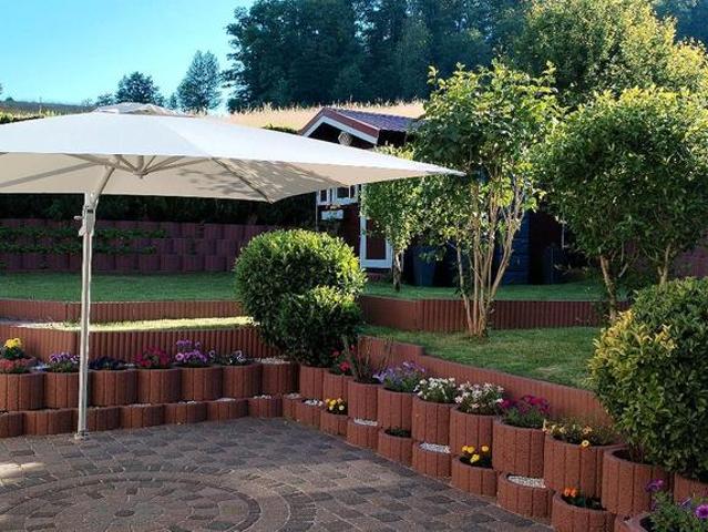 Helle 4 Zimmer Wohnung mit Terrasse und Garten in ruhiger Lage