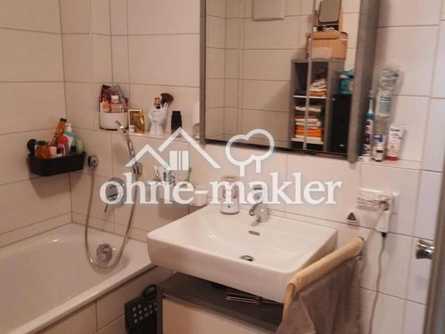 Helle 4 Zimmer Wohnung mit Wohnküche in Neuffen