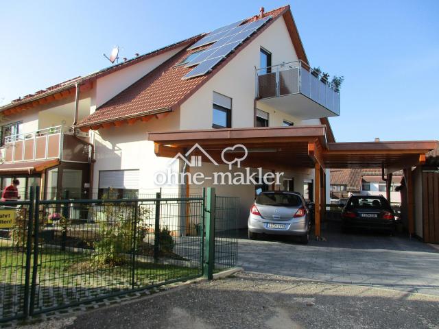 Helle 4 Zimmer Wohnung mit Wohnküche in Neuffen