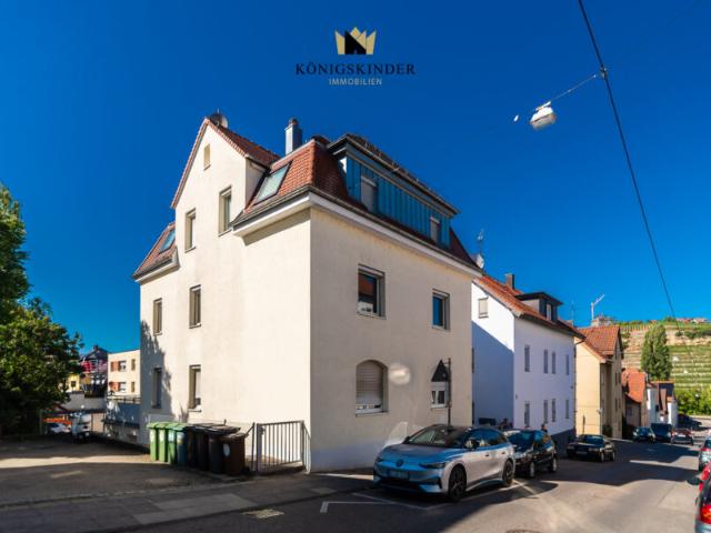 Helle 4 Zimmer Wohnung mit Balkon