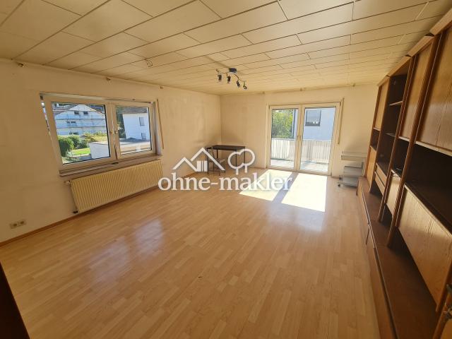 Helle 4 Zimmer Wohnung mit Balkon & Einbauküche in Stutensee