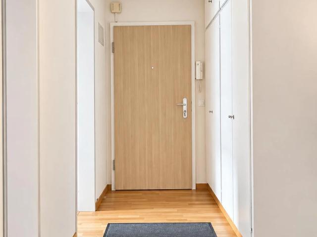 helle 4 Zimmer Wohnung mit Balkon in Bettlach zu vermieten!