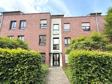 Helle 4 Zimmer Wohnung mit Balkonblick ins Grüne im Herzen von Meerbusch Lank
