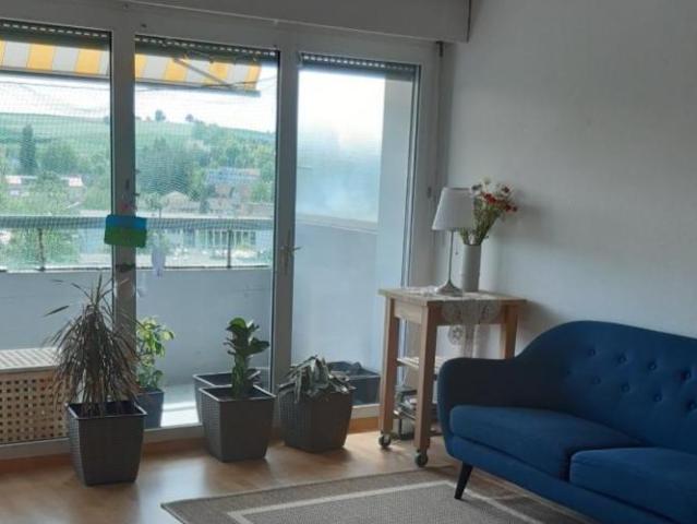 Helle 4 Zimmer Wohnung mit schöner Aussicht in Nidau
