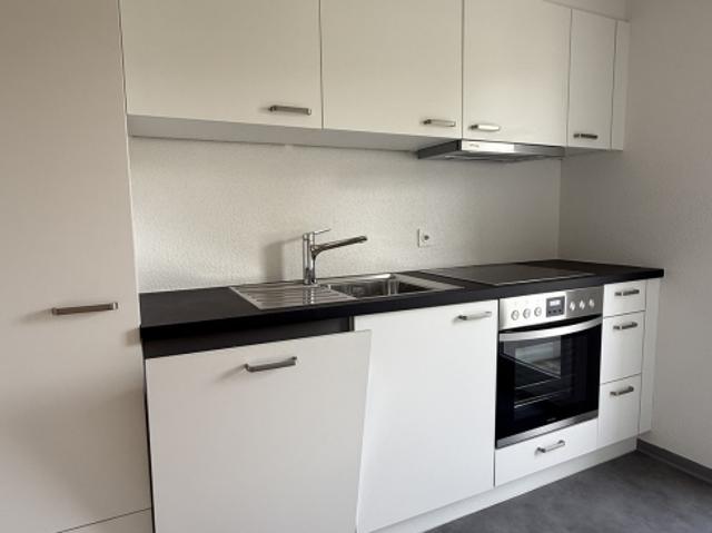 Helle 4 Zimmer Wohnung nahe Zürichsee in Schmerikon befristet bis 30.06.2027