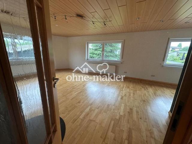 helle 4 Zimmer Wohnung ab 15 Oktober zu vermieten