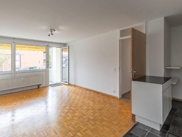 Helle 4 Zimmer Wohnung im Erdgeschoss HP in Reinach BL – sofort verfügbar