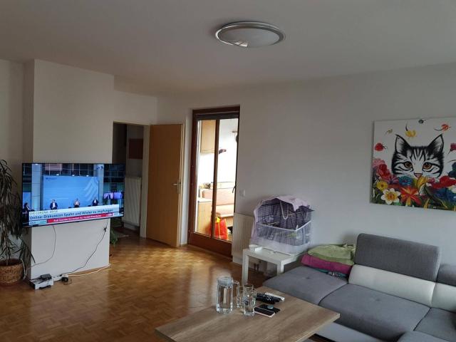Helle 4 Zimmer Wohnung in ruhiger Siedlungslage