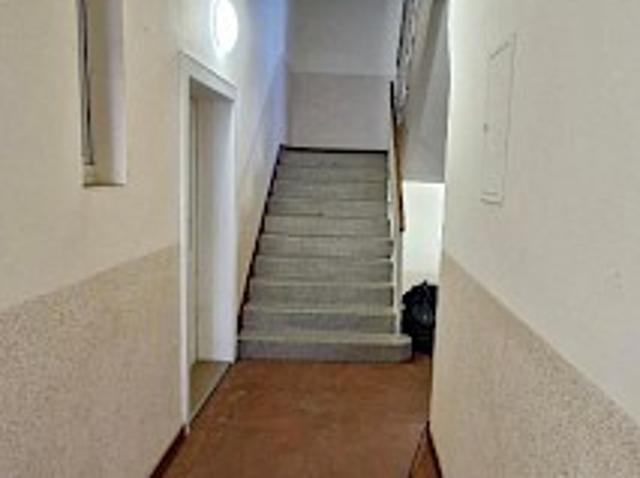 Helle 4 Zimmer Wohnung in Reusa mit Balkon und großem Bad im 1.OG