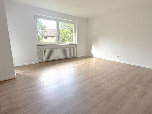 Helle 4 Zimmer Wohnung