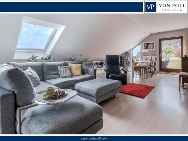 Helle 4 Zimmer Dachgeschoßwohnung in Marxheim mit drei Balkonen