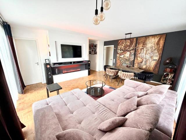 Helle 4 Zimmer Eckwohnung im Mertonviertel 98qm 2 Bäder TG