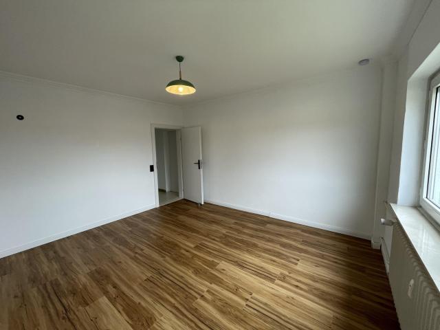 Helle 4 Zimmer Eigentumswohnung mit zwei Balkonen in Niedernhausen Provisionsfrei
