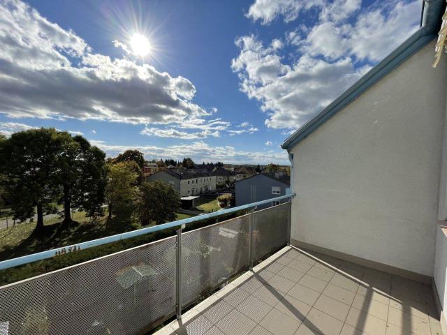 Helle 4 Zimmer Eigentumswohnung mit Balkon | Nähe Gänserndorf