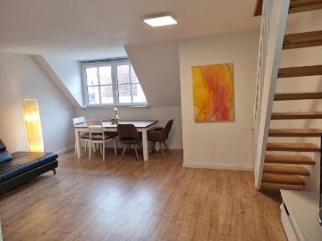 Helle 4 Zimmer Maisonette Wohnung in Toplage von Fürth von privat