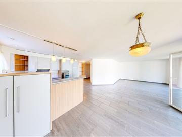 Helle 4.5 Zimmer Gartenwohnung mit Terrasse in Münsingen kaufen