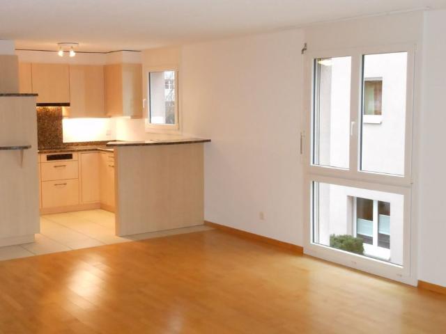 Helle 4.5 Zimmer Wohnung auf 2 Etagen mit Charme