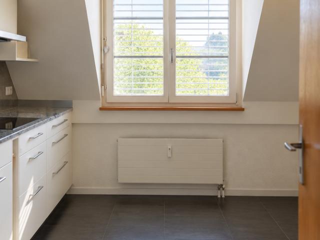 Helle 4.5 Zimmer Wohnung mit Balkon in Balsthal