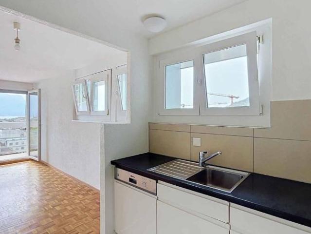 Helle 4,5 Zimmer Wohnung mit Panoramablick