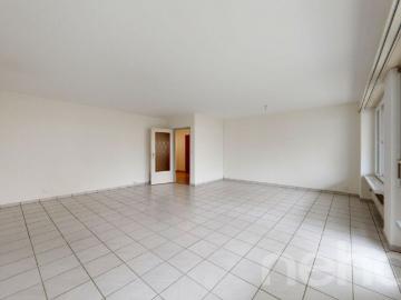 Helle 4.5 Zimmer Wohnung mit viel Raum und Komfort in Füllinsdorf