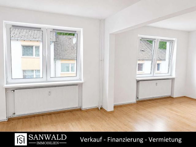 Helle 4,5 Zimmer Wohnung mit zwei Tageslichtbädern