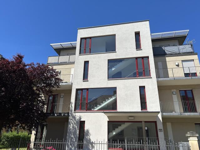 Helle 4,5 Zimmer Wohnung mit 2 Balkone in DD Blasewitz Uniklinikum und Waldpark in 5 min zu Fuß