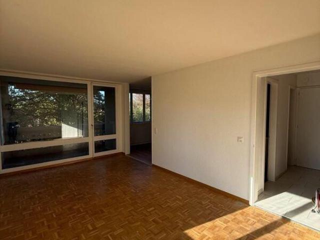 Helle 4.5 Zimmerwohnung in Worblaufen