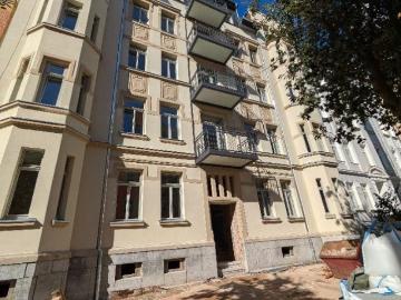 Helle 5 Raum Wohnung im neuen Glanz Erstbezug nach Sanierung