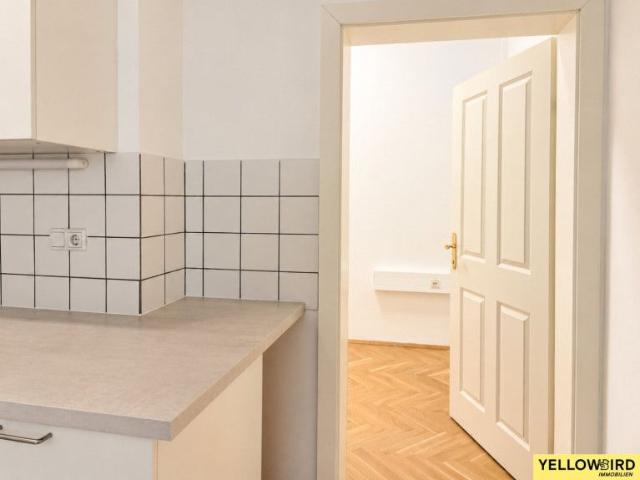 Helle 5 Zimmer Altbauwohnung I Beeindruckende Raumhöhe I WG geeignet I großzügigen Räume I Klimaanlage I Top Standort am Naschmarkt