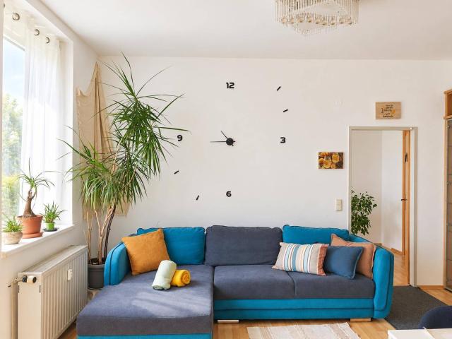 Helle 68 m² Wohnung mit Garten, eigenem Parkplatz und Infrarotsauna in Fürstenfeld ST