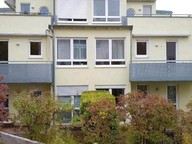 Helle 6 Zi. Wohnung, 2 Balkone, Doppelgarage, Pfinztal Berghausen