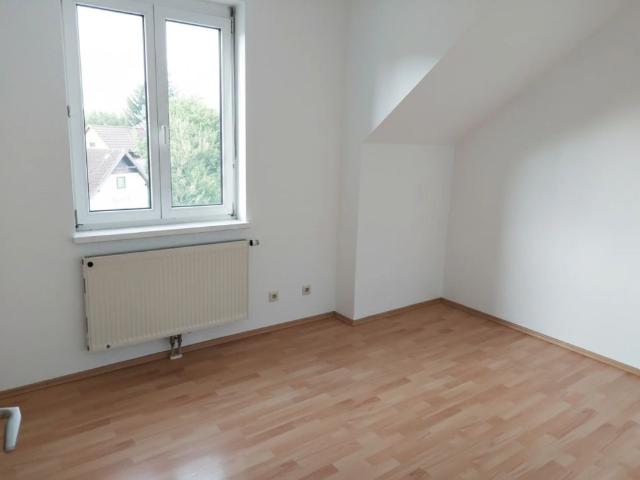 Helle 83m² Wohnung mit Balkon / Förderbar/ in St Leonhard am Forst