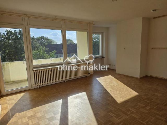 Helle 1 Zimmer Wohnung mit großem Sonnenbalkon direkt an der Regattabahn – ab Januar 2027 verfügbar