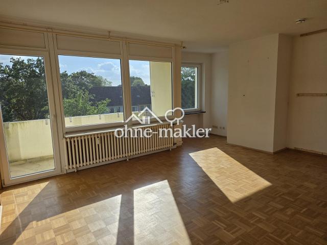 Helle 1 Zimmer Wohnung mit großem Sonnenbalkon direkt an der Regattabahn – ab 01.09. verfügbar