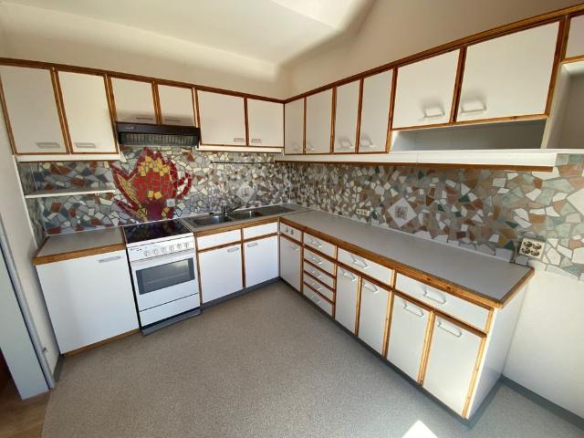 Helle 1 Zimmer Wohnung mit Küche zu vermieten