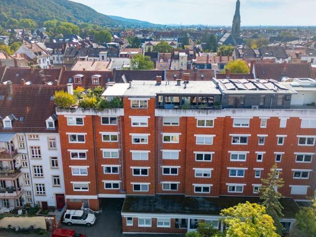 Helle 1 Zimmer Wohnung mit schönem Ausblick und Stellplatz